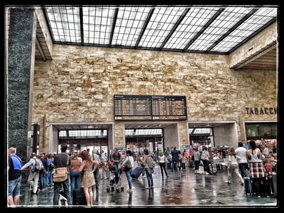 SMN station in all its glory (busy with people)