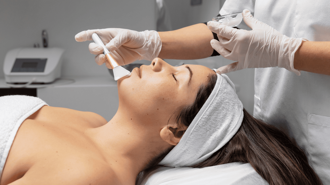 Pre-Peeling vor der Mikrodermabrasion