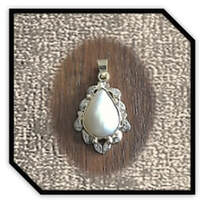 Main page item 9ct yellow gold diamonds & pear-shaped blister pearl pendant $1000A
