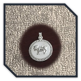 PE00150E-Sterling Silver Taurus Pendant.