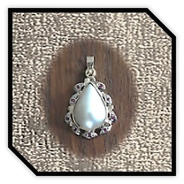 PE01100A-9ct Yellow Gold Pearl Ruby Pendant.