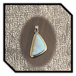 PE03800A-18ct Yellow Gold Opal Pendant.