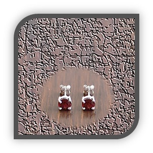 ES00150E-Sterling Silver Garnet Studs.