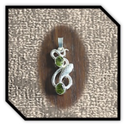 PE00200B-Sterling Silver Peridot Snake Pendant.