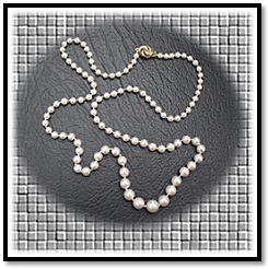 NE02800B-9ct Yellow Gold Pink Pearl Diamond Necklace.