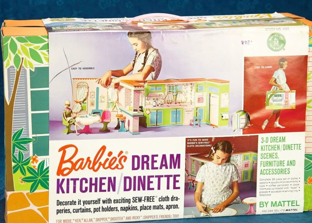 1965 Barbie's Dream Kitchen/Dinette and Skipper's Dream Room