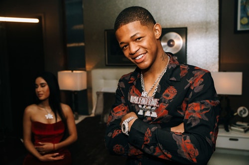 Watch YK Osiris' new music video 'Worth It'