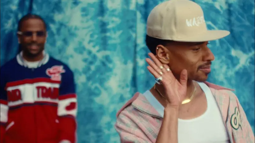 Durand Bernarr and Big Sean in the official Waiting music video