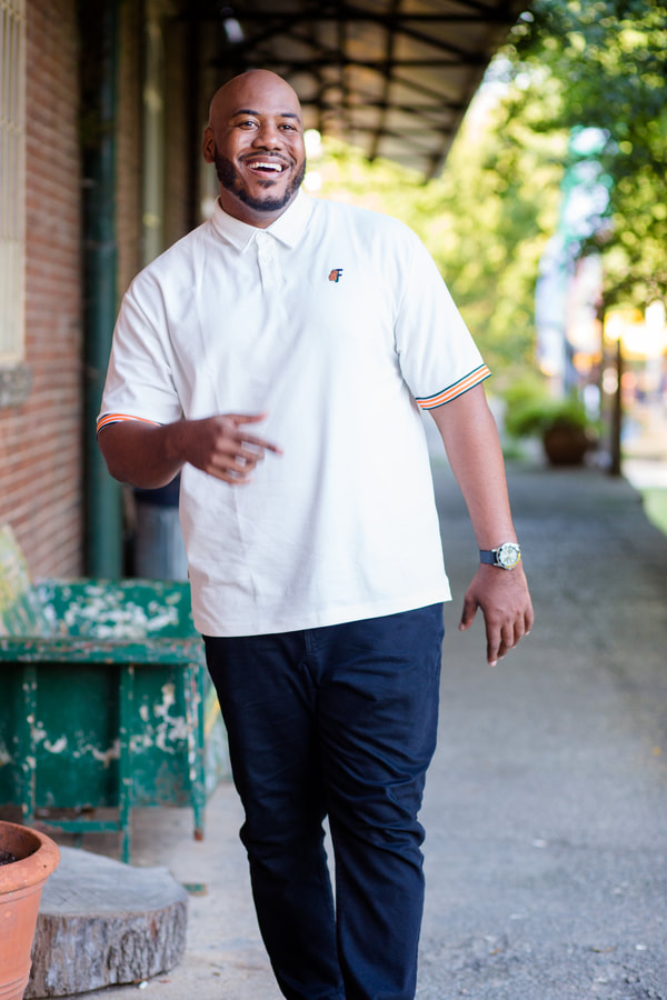 Entrepreneur DeShawn Marks releases new book "Grind from Inside Out," sharing practical steps and principles guaranteed to transform lives