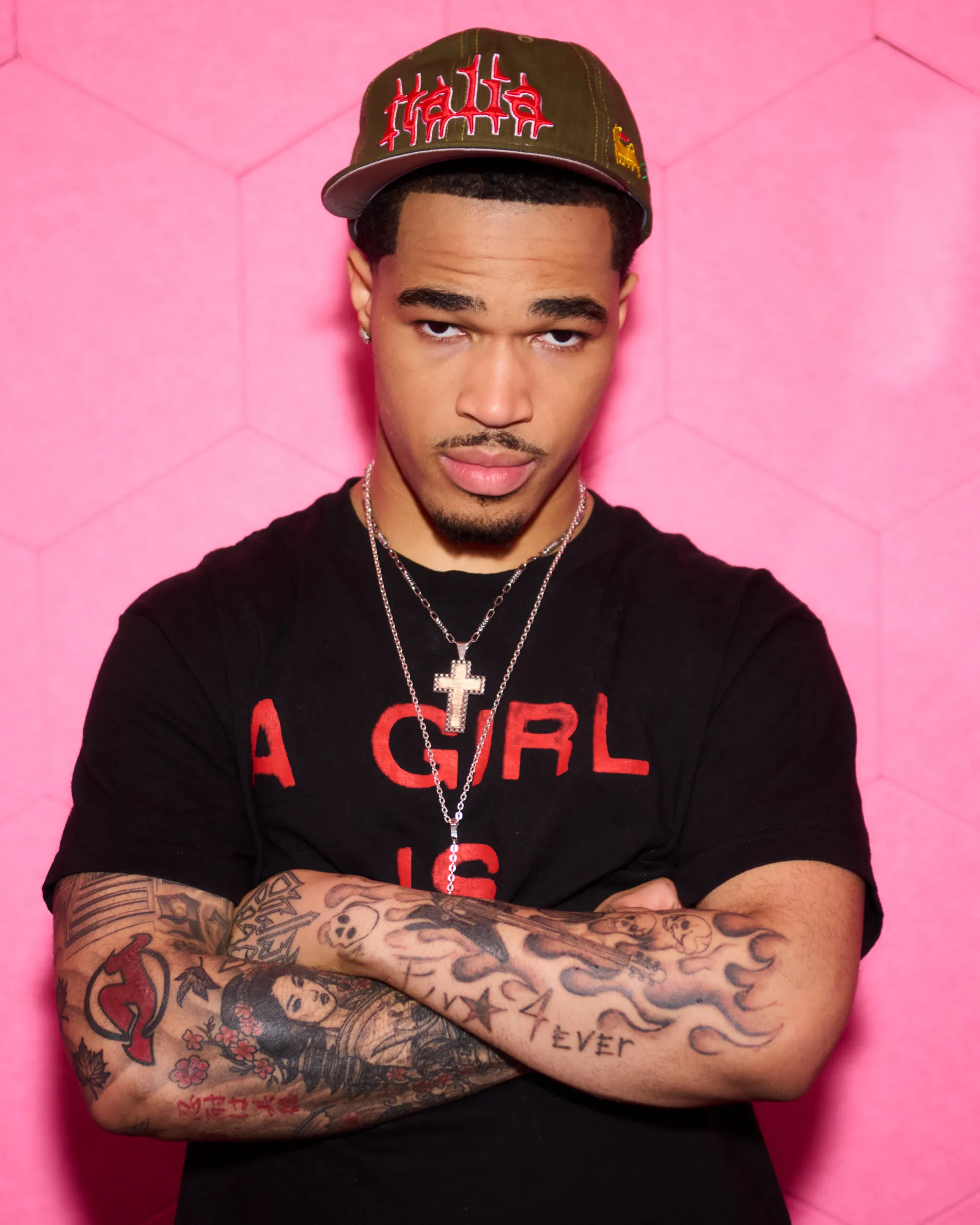 PlaqueBoyMax drops music video for ‘Elastiboy’