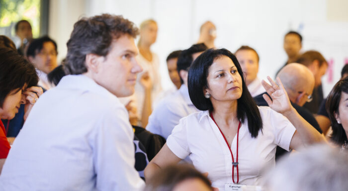 Stanford Negotiation Masterclass: Joel Peterson's Key Dealmaking Rules