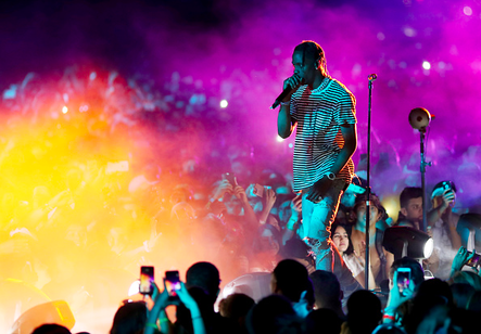 Watch Travis Scott Break the World Record performing goosebumps 14 times in a row