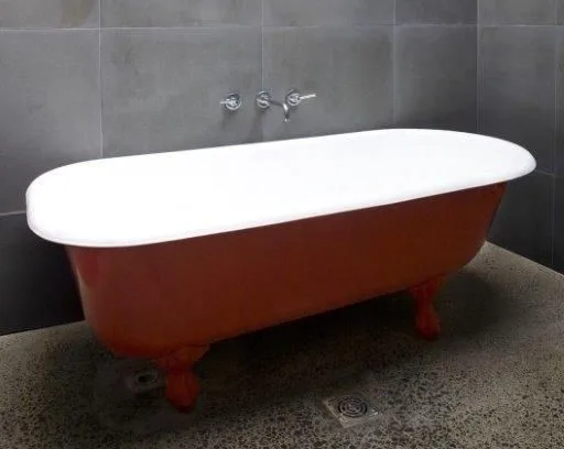 Red colonial composite bath with decorative feet