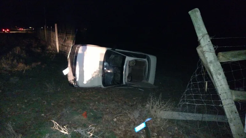 Roll-over accident, roof opened with air chisel