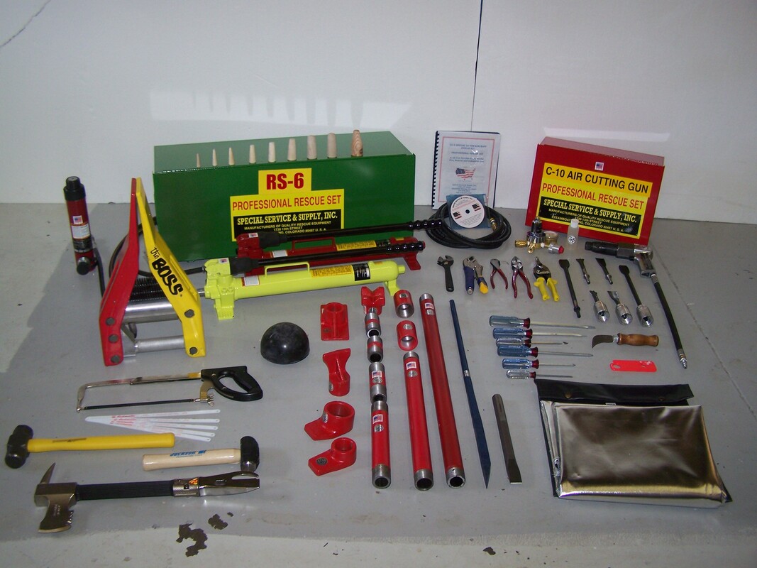 RS-6 Aircraft Rescue Set Picture
