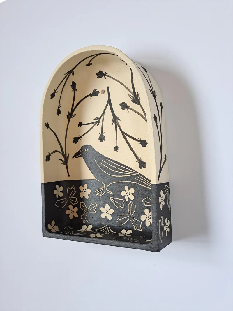 Crow – Large Wall Shrine