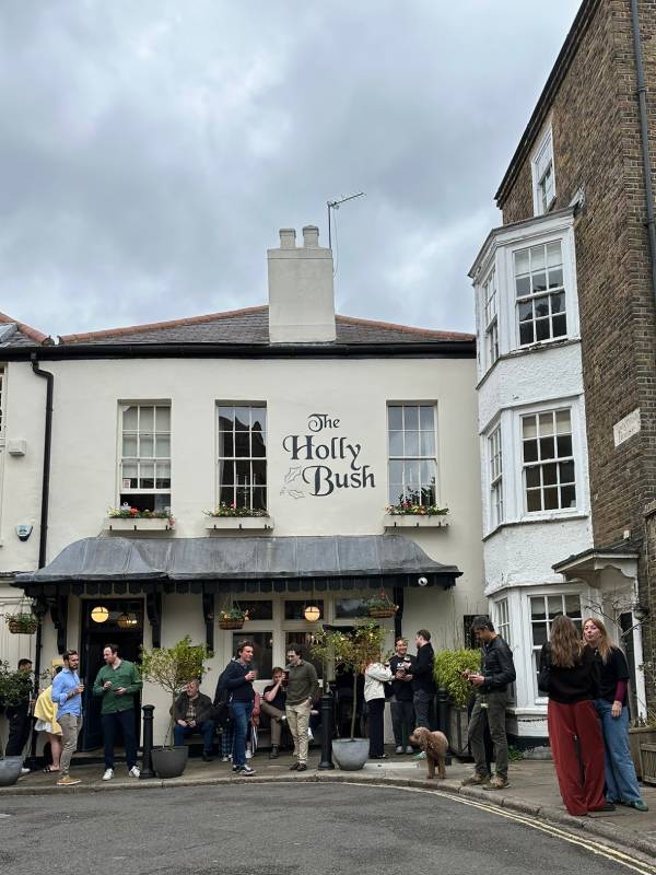 Best London Pubs The Holly Bush