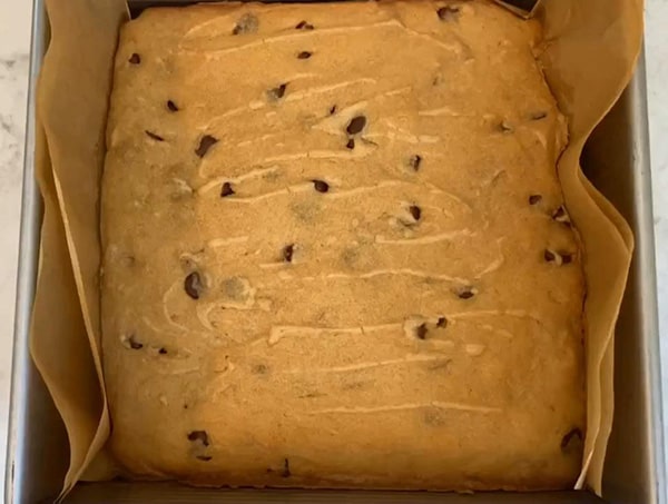 Chocolate Chip Blondies Cool Completely on Wire Rack