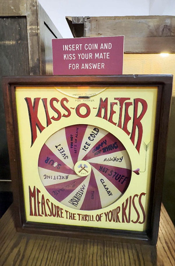 Musee Mecanique San Francisco Kiss-o-Meter