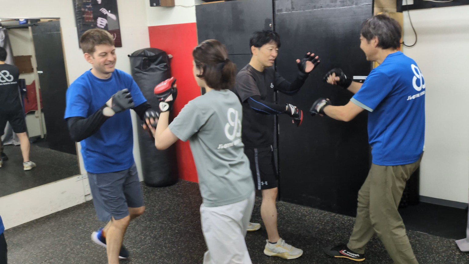 J's Gym Functional Wing Chun クラスでのトレーニング