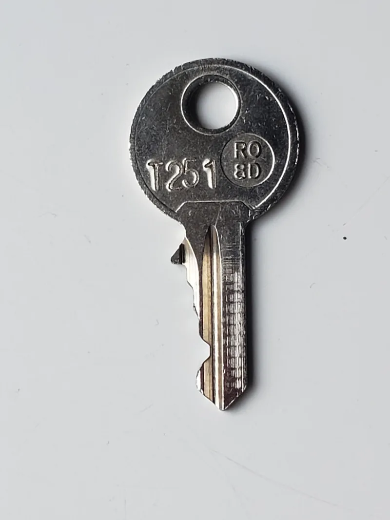 T251 SWITCH KEY