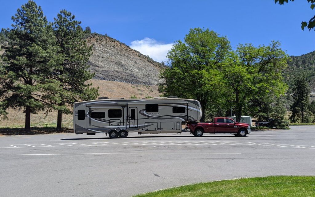 6 Essentials for Fifth-Wheel Towing