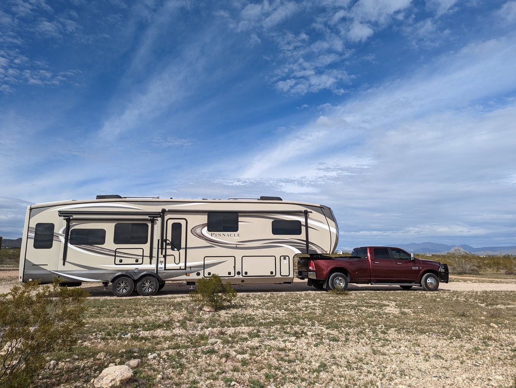 A Tale of 2 RV Lifestyles