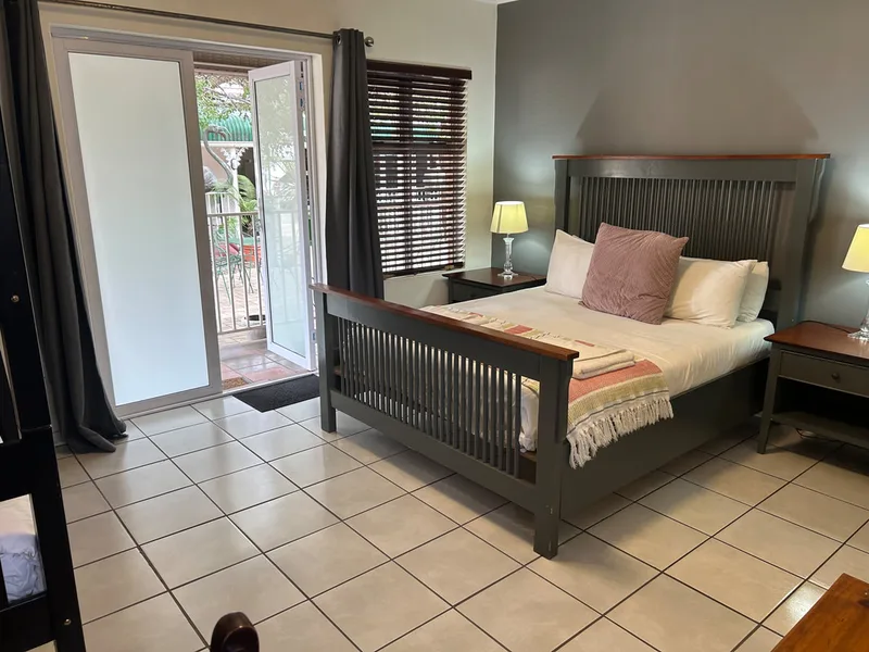 Queen bed in Rooms 8, 9 & 10 at the Solomon Edwardian Guest House