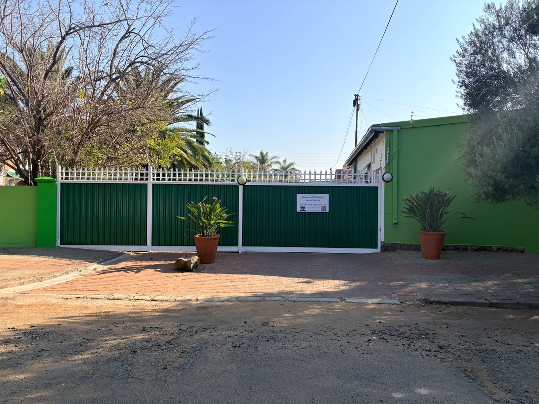 The Car Entrance at the Solomon Edwardian Guest House
