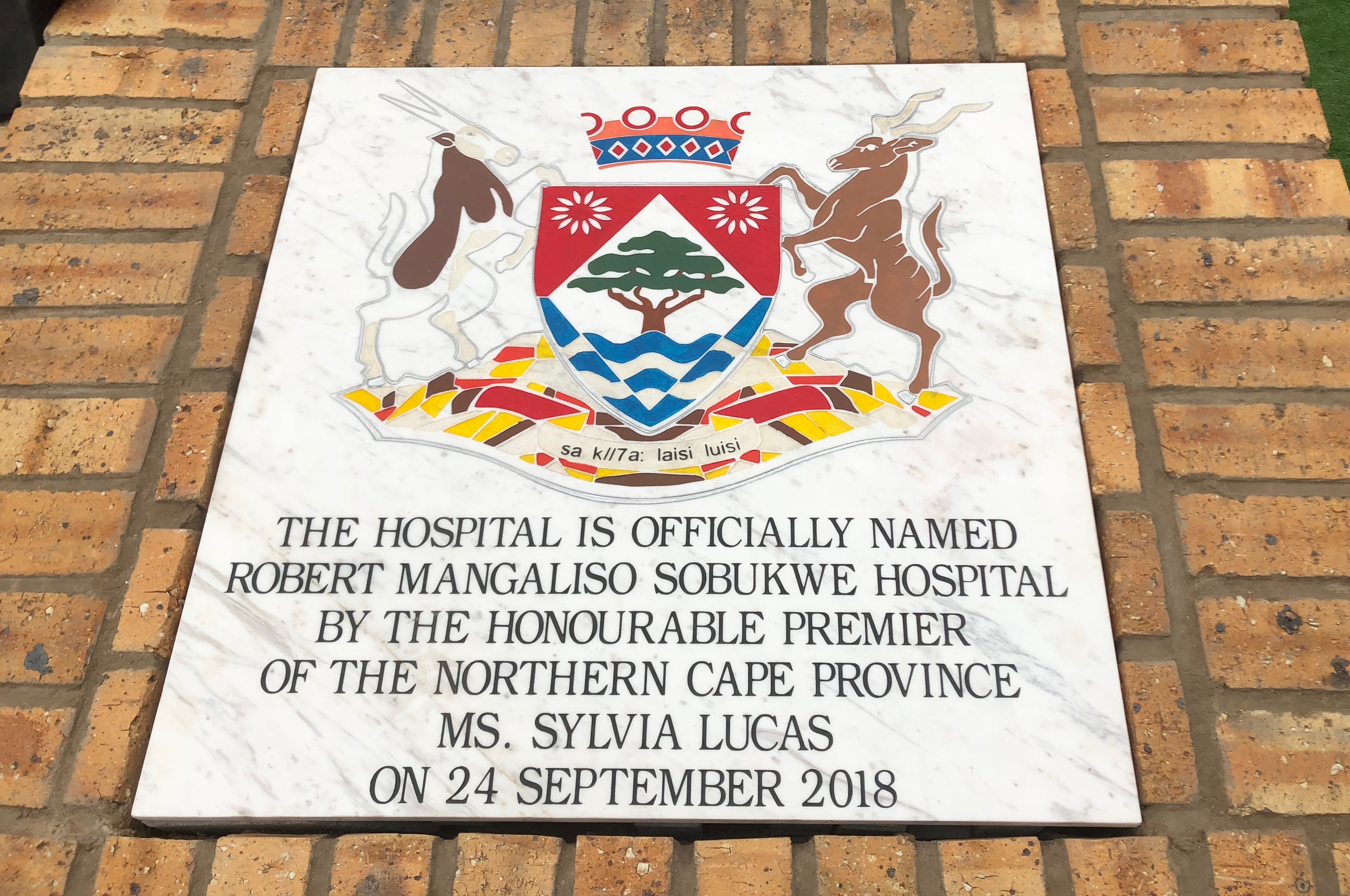 The commemorative plaque unveiled when Kimberley Hospital was officially renamed Robert Mangaliso Sobukwe Hospital on 24 September 2018. (Photo: Richard Jones)