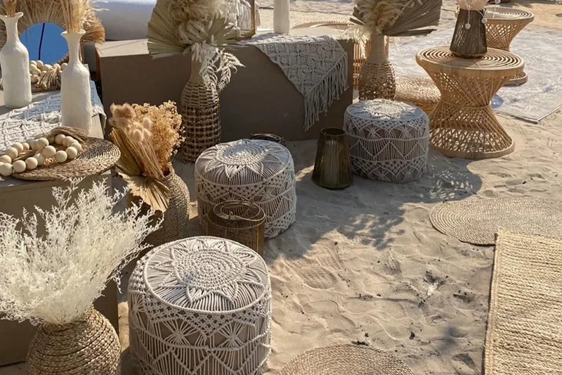 مقاعد-بوف-مزخرفة-للجلسات