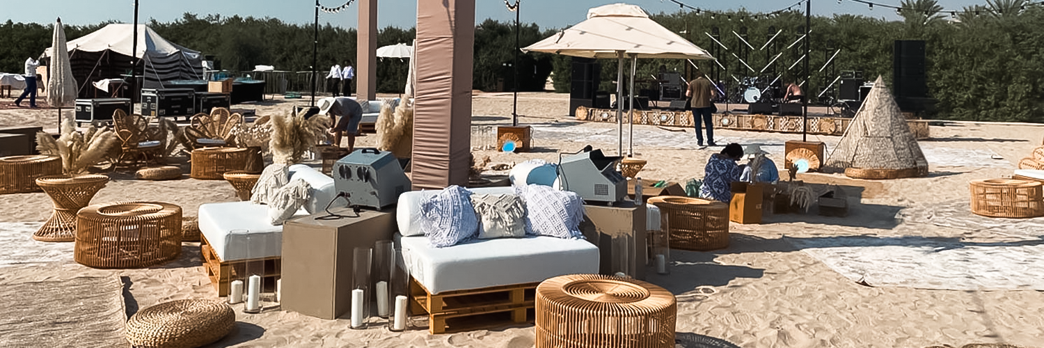 منظر-عام-لجلسة-فعالية-صحراوية