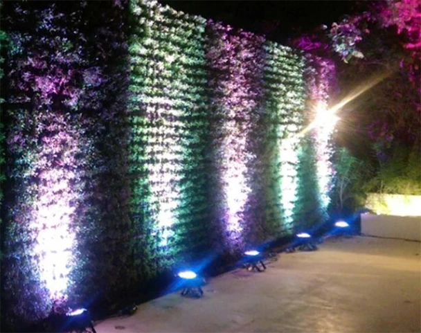 مهندس-صوت-أمام-المسرح-3