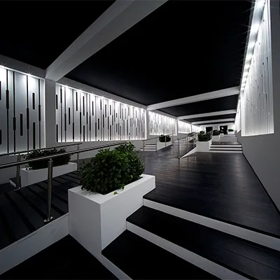 historical-exhibition-lounge-photo-displays.webp