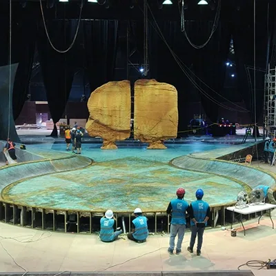 scenic-large-scale-stage-fabrication