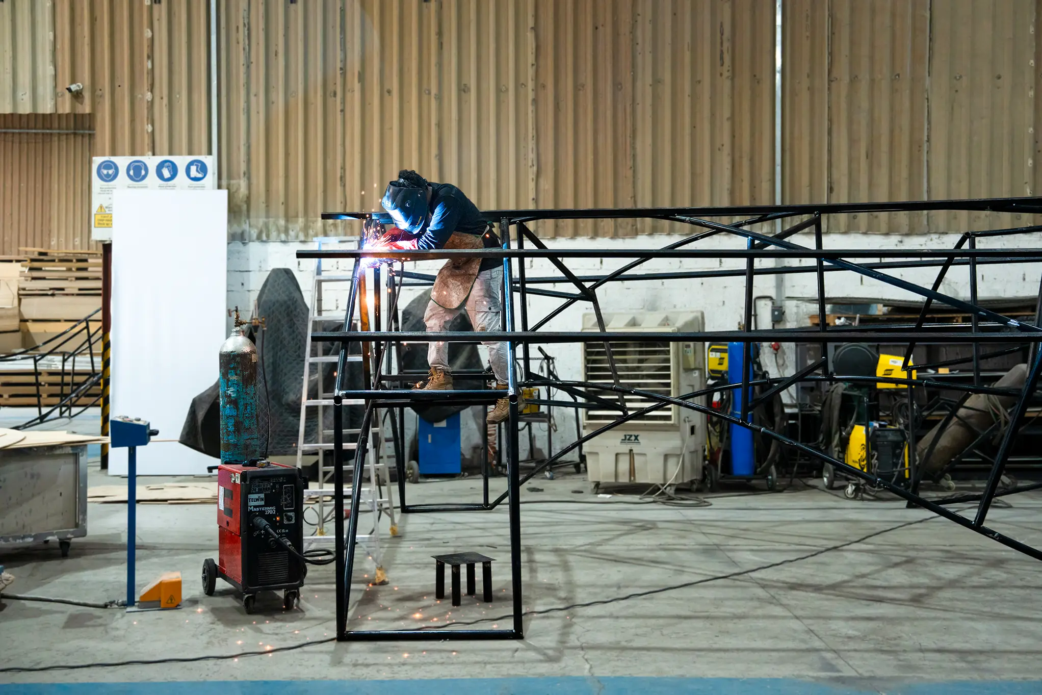 Engineering Scenic Steel Structures

