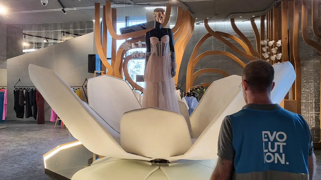 custom-hero-prop-lotus-display-retail-activation