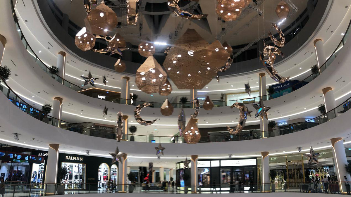 Dubai Mall – Rigging for Ramadan 2024