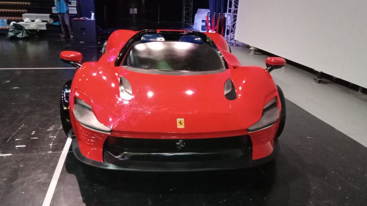 FWAD Ferrari SP3 Daytona Project