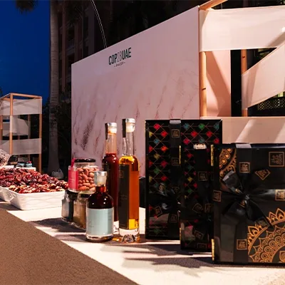 cop28-uae-local-products-gifts-display.webp