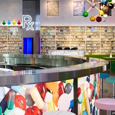 scenic-pharmacy-retail-interior-fabrication
