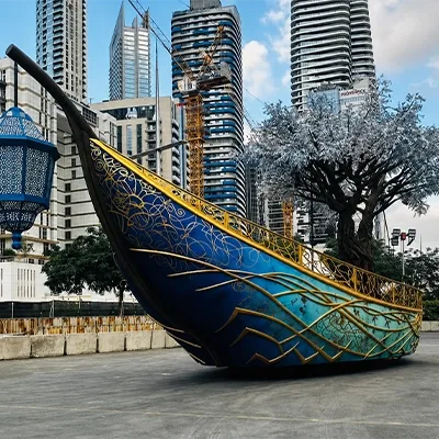 scenic-uae-national-day-traditional-boat-float