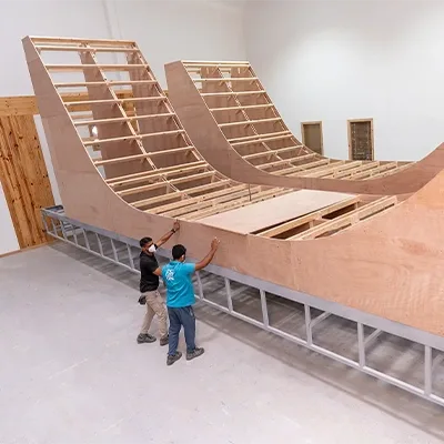 large-curved-scenic-structure-frame.webp
