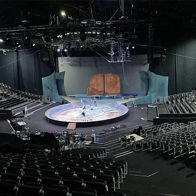 scenic-theatre-stage-set-installation