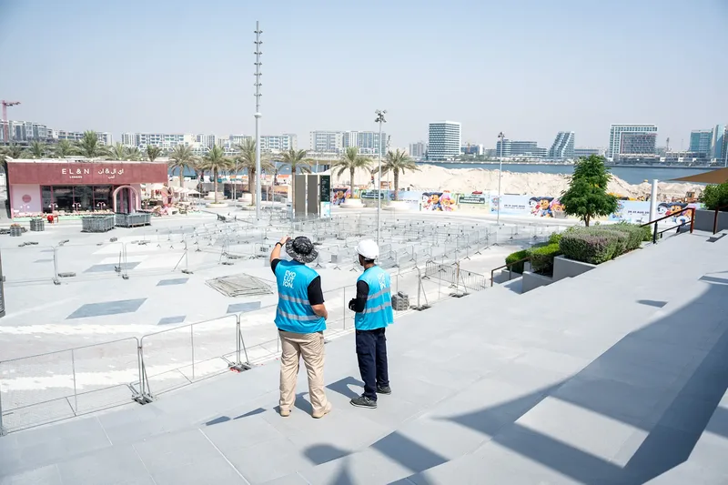 Evolution Site team inspecting a temporary event site