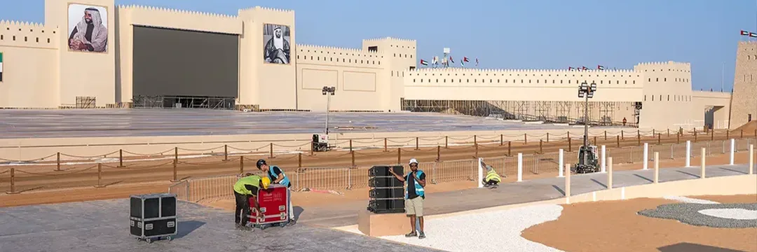 event-production-outdoor-stage-setup-festival-venue