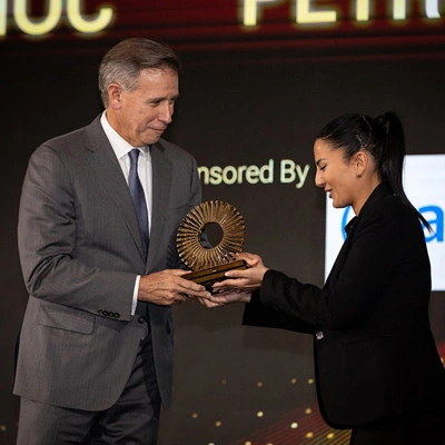 executive-award-presentation-ceremony