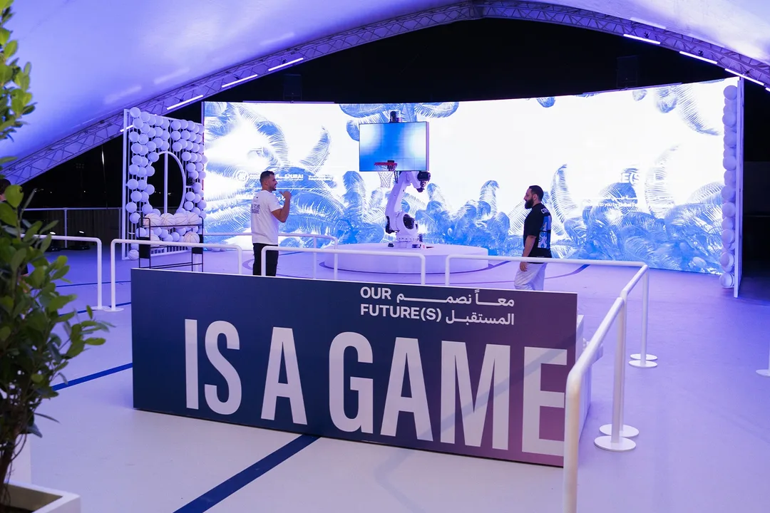 A robotic basketball arm, interactive future content and a custom beachfront structure engaged more than 5,000 visitors during Dubai 30x30.