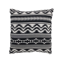 Era Cushion - Black + White  F-CW205-BW