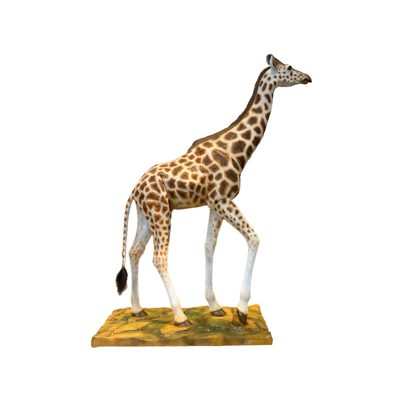 P-AM108-LI 365cm Life-size standing giraffe with head and tail movement